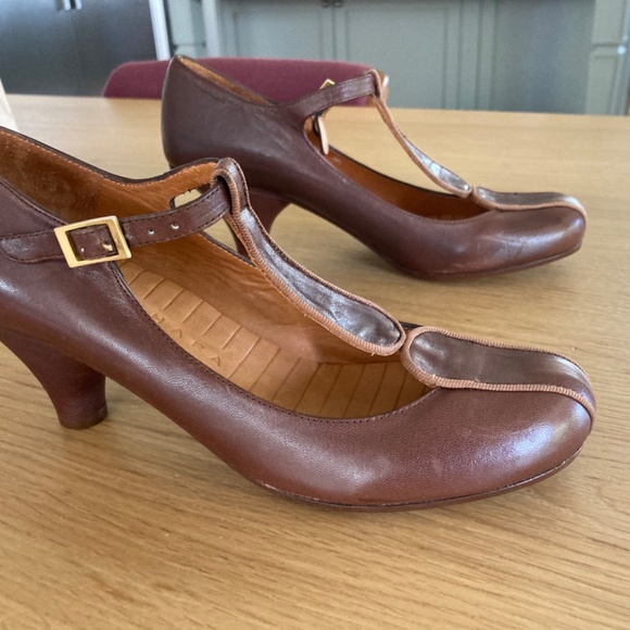 Chie Mihara Brown T-Strap Heels - Picture 2 of 12